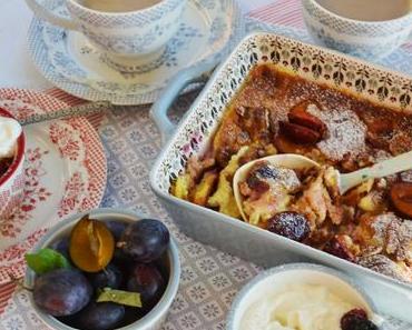 Spätsommer-Glück mit Greengate! Zwetschgen-Clafoutis mit Vanillecreme