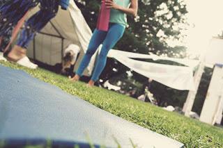 Yoga.Wasser.Klang FESTIVAL – drei Tage lockeres Bodenturnen mit gutem Sound im grünen Herzen Hamburgs