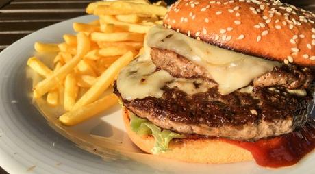 Cenaro Restaurant&Bistro in Wien am Gasometer – da gibts Burger!!!