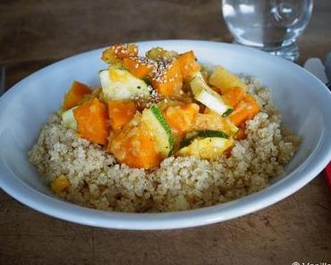 Kürbissaison 2016!! - der Anfang: ein fruchtiges Curry mit Kürbis, Zucchini und Ananas