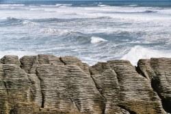 Punakaiki_-_Pancake_Rocks By Daniel Hayes from Bolton, UK