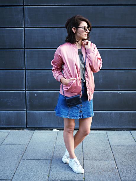 adpt pink bomber jacket denim mini skirt street style streetstyle berlin summer satin blouson adidas superstars short hair long bob lob half updo