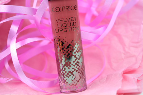 Catrice - Velvet Liquid Lipstick Nuance 02 Retro Rosiness | Design
