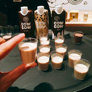 Kostproben von cow cow Milchprodukten