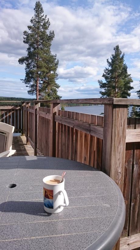 Entspannung bei einem Kaffee auf der Terrasse