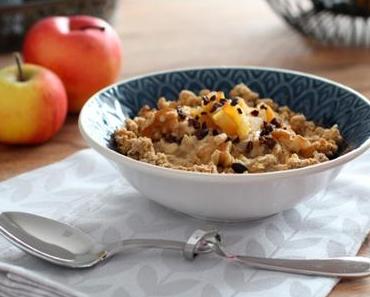 Haferbrei mit karamellisierten Äpfeln - Rezept fürs Frühstück