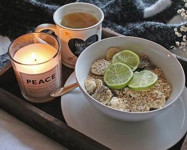 HELLO SUNDAY #27  { OUCH! }