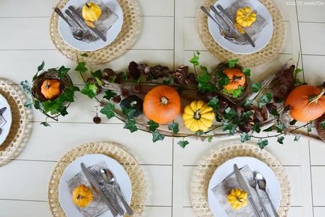 Herbstliche Tischdeko mit Kürbissen