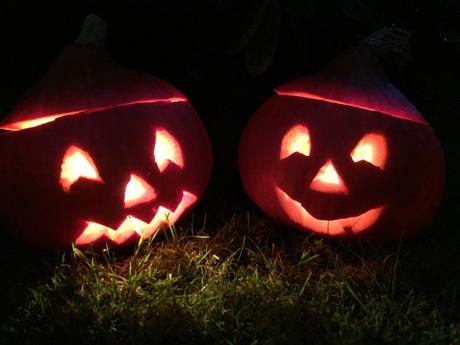 Halloween: Grusel-Kürbisse vor die eigene Haustüre