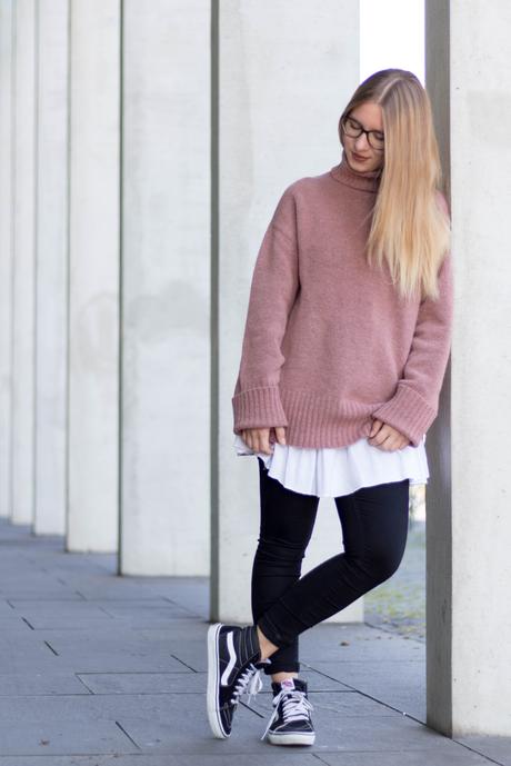 Pink Turtleneck Pullover
