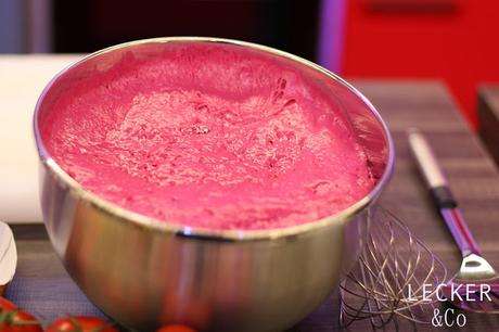 Pretty in Pink - Burger mit Cherry-BBQ-Soße | Kochen auf der Consumenta Pretty in Pink - Burger mit Cherry-BBQ-Soße | Kochen auf der Consumenta