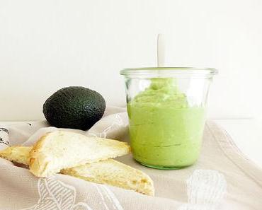 Avocado-Gorgonzola Aufstrich