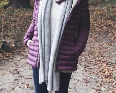 Outdoor Outfit mit Colmar Daunenjacke und Sneakers