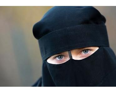 Eine Islamisierung findet nicht statt: Niedersachsen verstößt gegen eigenes Schulgesetz, in dem es Schülerin den "Kampfanzug des Islamismus" erlaubt