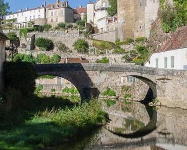 Eine Genuss-Wanderreise im Herbst mit AVANTI: BURGUND (13) – Semur en Auxois