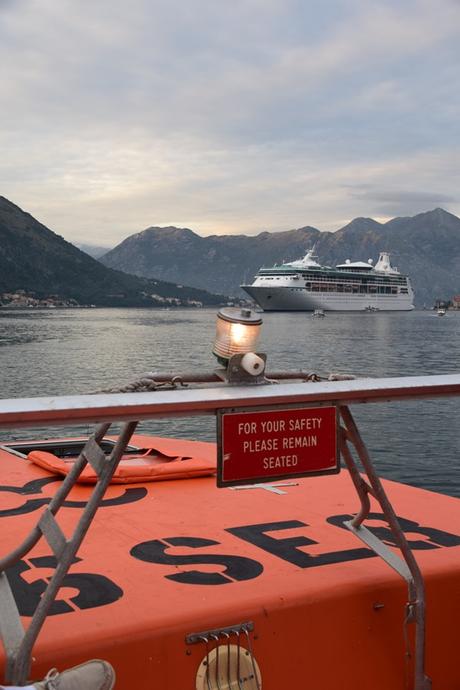 21_Tenderboot-Kreuzfahrtschiff-Royal-Caribbean-Vision-of-the-Seas-Kotor-Montenegro
