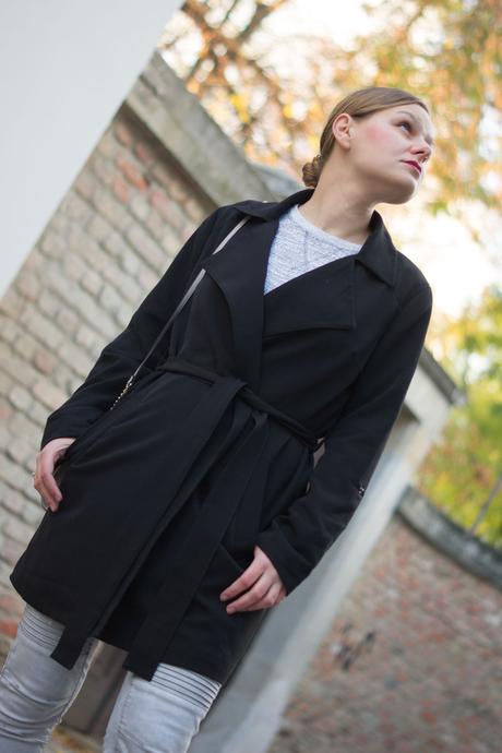 yellowgirl_trenchcoat-outfit_6