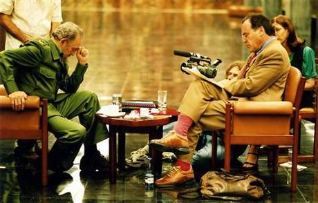 Filmemacher Oliver Stone (rechts) mit Fidel Castro (links)
