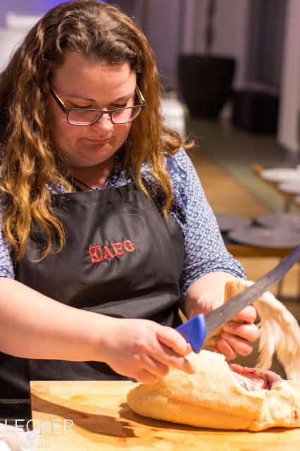 Tina AEG, Taste Academy, Note to Tail, Nose to Tail 2.0, Luci, Ludwig Maurer, Electrolux, Nürnberg, Highfoodality, High Foodality, Insane in the Kitchen, Holla die Kochfee, Hola die Kochfee, Tina Kollmann, LECKER&Co, Lecker und co, leckerundco, Foodblogger, Fürth, Blogger, Foodblog, Rezept, Kochkurs. Koch kurs, Kochkurs Nürnberg, Kochkurs Fürth, Kochkurs AEG, Ente, Waller, Wels, Metzelsuppe, Brie, Mispeln, Mispel, Maronen, unterwegs, Kronfleisch