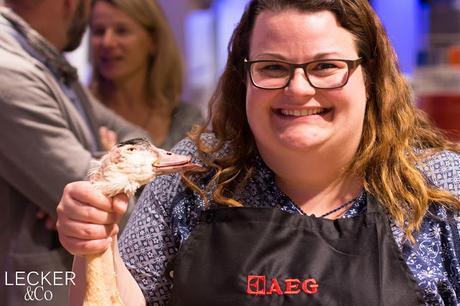 Tina AEG, Taste Academy, Note to Tail, Nose to Tail 2.0, Luci, Ludwig Maurer, Electrolux, Nürnberg, Highfoodality, High Foodality, Insane in the Kitchen, Holla die Kochfee, Hola die Kochfee, Tina Kollmann, LECKER&Co, Lecker und co, leckerundco, Foodblogger, Fürth, Blogger, Foodblog, Rezept, Kochkurs. Koch kurs, Kochkurs Nürnberg, Kochkurs Fürth, Kochkurs AEG, Ente, Waller, Wels, Metzelsuppe, Brie, Mispeln, Mispel, Maronen, unterwegs, Kronfleisch