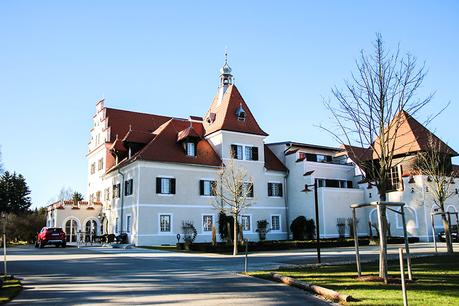 Steiermark: Vom fröstelnden Spaziergang um den Ingerinigsee, zwei Nächten in G'Schlössl Murtal und einem leckeren Essen beim Hofwirt! Steiermark: Vom fröstelnden Spaziergang um den Ingerinigsee, zwei Nächten in G'Schlössl Murtal und einem leckeren Essen beim Hofwirt!