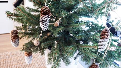 Natural Christmas Tree | Blogmas 11