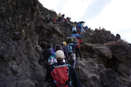 Kilimandscharo Besteigung – Die Luft wird dünner