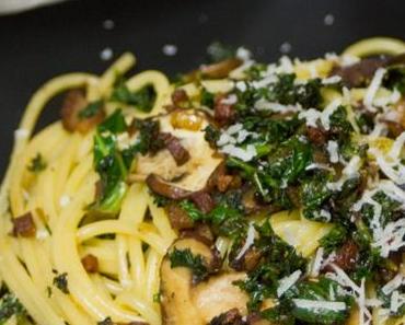 Winter-Carbonara mit Pancetta und Grünkohl