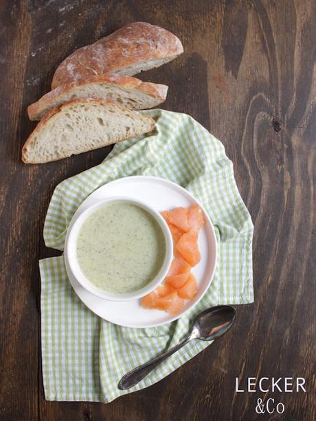 Zucchinisuppe Zucchini suppe, Suppe, Suppe einfach, suppe mit kresse, suppe mit brie, brie, kressesuppe, suppe mit kresse, zucchini suppe mit lachs, räucherlachs, suppe mit räucherlachs, einfache suppe, schnelle suppe, leckere suppe, suppe rezept, suppe einfach, rezept einfach, wintersuppe, foodblog, foodblogger, leckerundco, lecker co, foodblog lecker, foodblogger rezepte, tina kollmann, fürth, nürnberg, foodblog fürth, foodblog nürnberg, foodblog erlangen