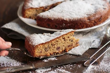 Apfelkuchen Gewürzkuchen, Obstkuchen, Kuchen, Kuchen mit Apfel, Kuchen mit Birne, Birne, Apfel, Datteln, Ingwer, Ingwerkuchen, Rezepte, Kuchen Rezept, einfacher Kuchen, LECKER&Co, Leckerundco, lecker co, Tina Kollmann, Foodblog Fürth, Foodblog Nürnberg, Kuchen mit Gewürzen, Kuchen lecker, Einfacher Kuchen, Leckerer Kuchen, Restekuchen, Resteverwertung
