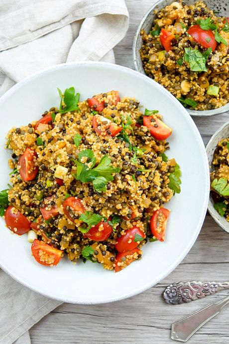 Linsen Quinoa Salat mit Aubergine