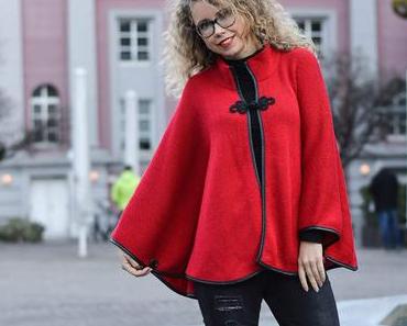 Outfit: Red Riding Hood meets Ripped Jeans & Fishnet