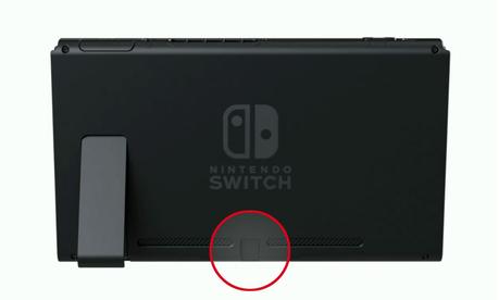 Nintendo Switch USB-C Anschluss Rückseite