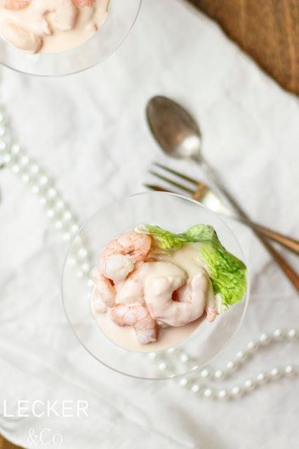 shrimps cocktail schrimp, shrimp, schrimps, shrimps, schrimps cocktail, cocktail, vorspeise, cocktail soße, cocktail sauce, sauce, aperitiv, tina kollmann, foodblogger, lecker und co, leckerundco, LECKER&Co, lecker co, Foodblog Nürnberg, Foodblog Fürth, Cocktail sauce rezept, cocktail rezept, shrimp cocktail rezept, sauce rezept, shrimps cocktail rezept, cocktail sauce einfach, cocktail soße einfach