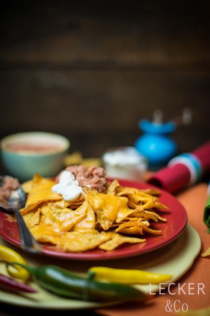 nachos Tortilla, Tortilla Chips, Nacho, Chipotle, Chipotle Salsa, Sals, Sour Cream, Dip Mexiko, Mexikanisches Essen, Rezept, Chipotle rezept, TIna Kollmann, LECKER&Co, leckerundco, lecker co, foodblog, nürnberg, fürth, tortilla, chips