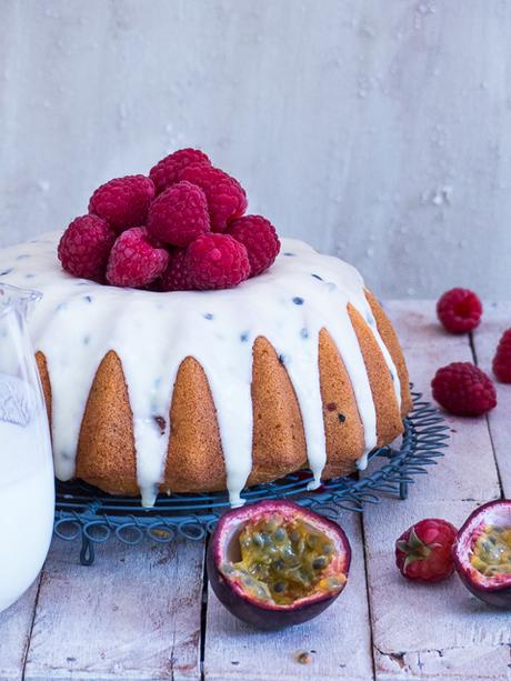 Himbeer-Buttermilch-Passionsfrucht Kuchen