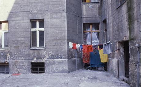 Ausstellung Berliner Bestandsaufnahmen (Foto: © Toni Sachs Pfeiffer, Berlin-Kreuzberg, 1978)