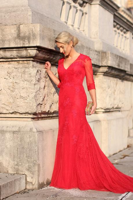 Red mermaid lace evening gown