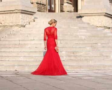 Red mermaid lace evening gown