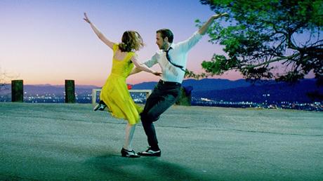 La La Land Szenenbild mit Emma Stone und Ryan Gosling