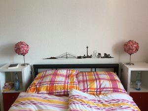 [DIY] Lichtervorhang als Bettkopf