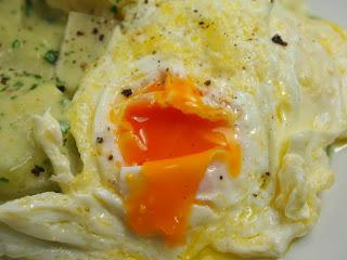 Veggie-Day: Rahmkohlrabi mit Kartoffelpüree und Ei