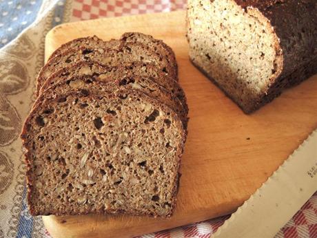 Low Carb Körner-Brot – unser neues Lieblingsbrot