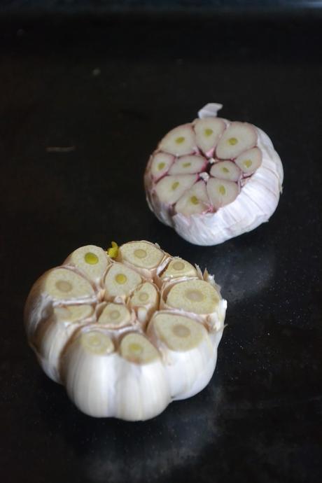 Ofen gerösteter Knoblauch/ Oven roasted garlic (Deutsch & English)