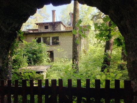 Die ehemaligen Behausungen der Metzger stehen zum großen Teil auch heute noch. Einige von ihnen sind jedoch dem Verfall preisgegeben …