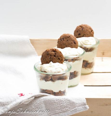 Schokoladenkeks- und Zitronencreme-Dessert – Chocolat chips cookies and lemon cream dessert