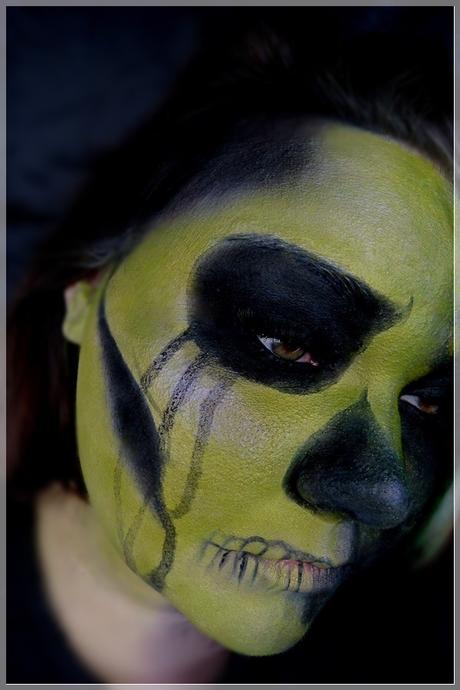 creative skull makeup look 