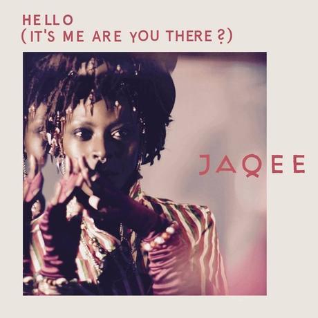 JAQEE meldet sich mit neuem Video „Hello (It’s Me Are You There)“ zurück!