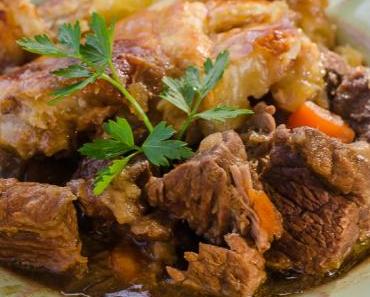 ♣♣♣St. Patrick’s Day: Steak-and-Guinness Pie♣♣♣