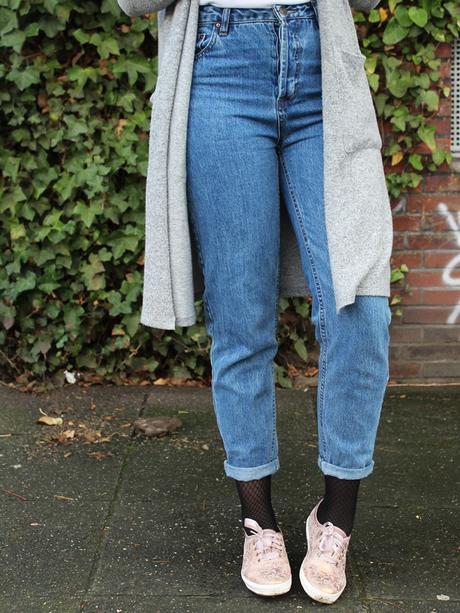 Fashion Firsts: Mom Jeans und Long Cardigan